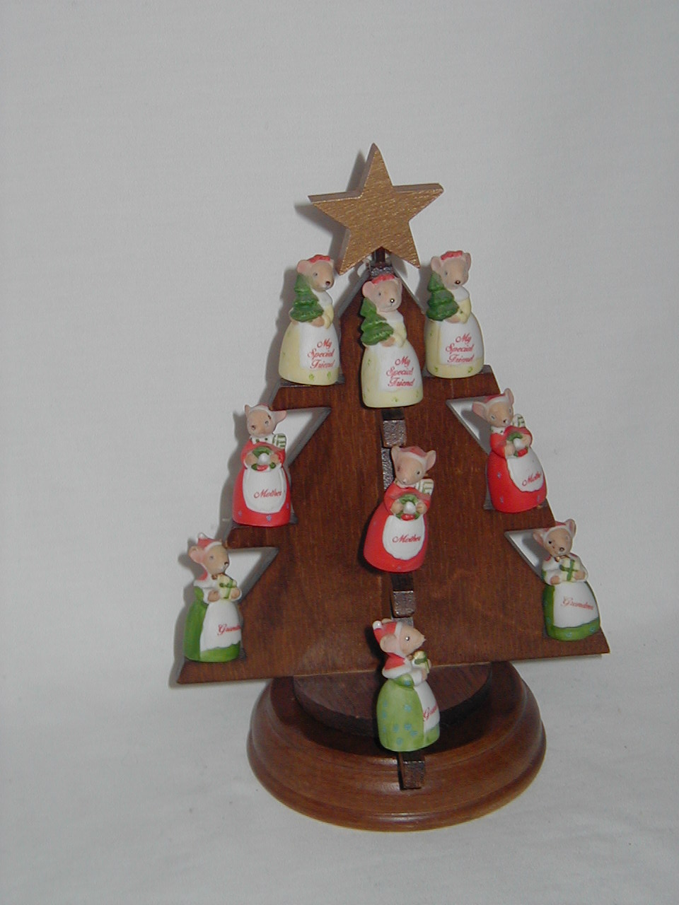 Enesco Advent Tree Wood with Star and Porcelain Mouse Family